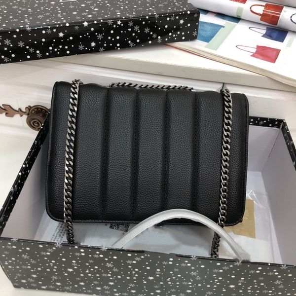 women's fashion flap bag suitable for all occasions the est front flip bag complex design casual workmanship versatile temperament
women's fashion flap bag suitable for all occasions the est front flip bag complex design casual workmanship versatile temperament