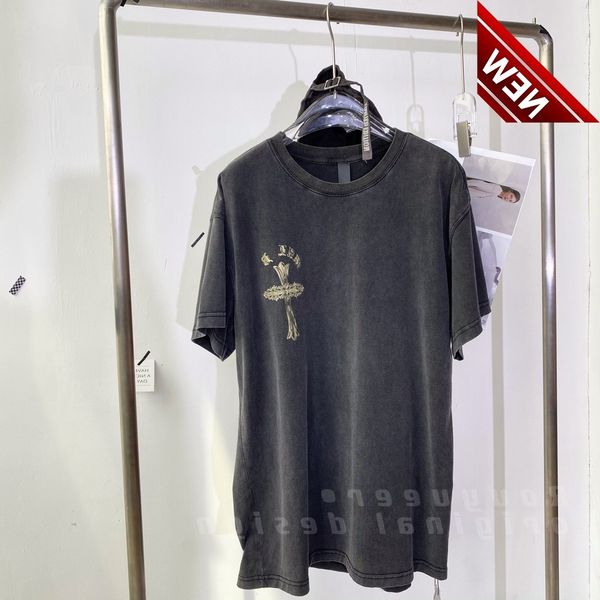 ch kejia luoxin cross sanskrit gold painted luminous t-shirt loose round neck men and women lovers correct version, White;black
ch kejia luoxin cross sanskrit gold painted luminous t-shirt loose round neck men and women lovers correct version, White;black