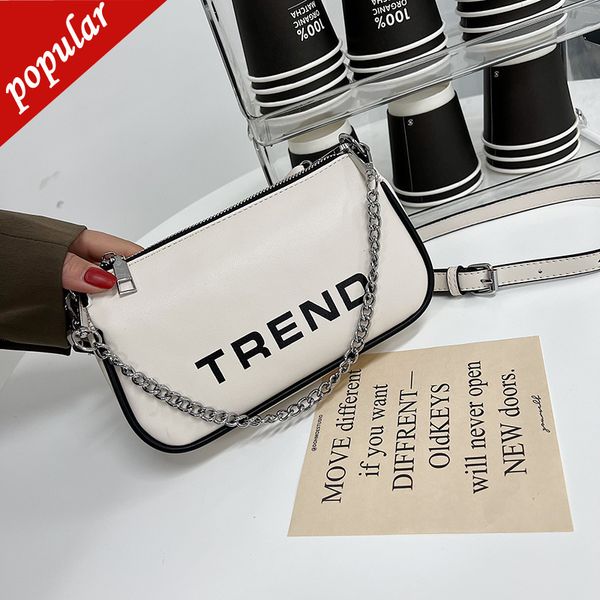 2022 personalized small textured chain hand-held shoulder bag new women's fashion handbags
2022 personalized small textured chain hand-held shoulder bag new women's fashion handbags