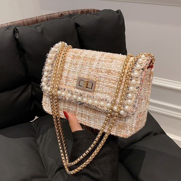 luxury design woolen pearls chain women evening bags 2022 fashon ladies shoulder messenger bag clutches female purses
luxury design woolen pearls chain women evening bags 2022 fashon ladies shoulder messenger bag clutches female purses