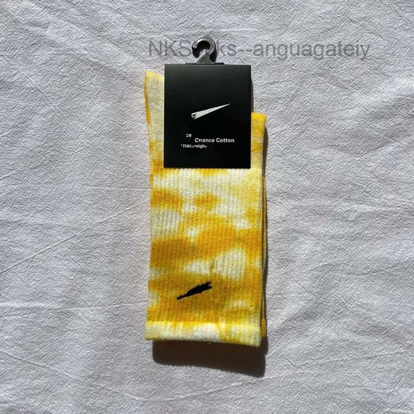 classic fashion men's socks hook brand cotton tie dyed long tube street couple middle moisture absorption sock men women luxury medium, Black
classic fashion men's socks hook brand cotton tie dyed long tube street couple middle moisture absorption sock men women luxury medium, Black