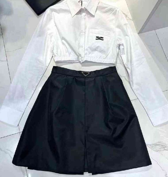 22ss women's skirt short shirt fashion with nylon inverted triangle style lady dress black size s-l
22ss women's skirt short shirt fashion with nylon inverted triangle style lady dress black size s-l