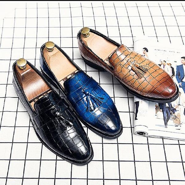 brogue shoes for men classic tassel loafers mens black burgundy brown for wedding party pointed toe leather oxfords
brogue shoes for men classic tassel loafers mens black burgundy brown for wedding party pointed toe leather oxfords