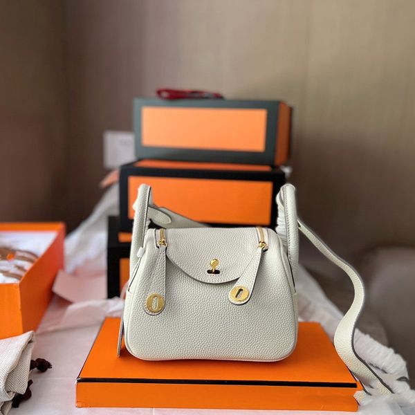 women bag solid color buckle designer handbags classic fashion luxury messenger bags
women bag solid color buckle designer handbags classic fashion luxury messenger bags