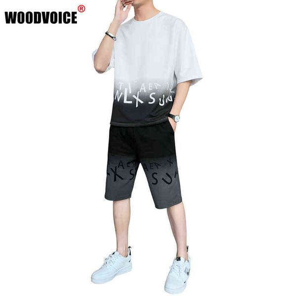 2022 new gradient fashion men's sets casual short sleeved t-shirt shorts set letter print sportswear men summer tracksuit, Gray
2022 new gradient fashion men's sets casual short sleeved t-shirt shorts set letter print sportswear men summer tracksuit, Gray
