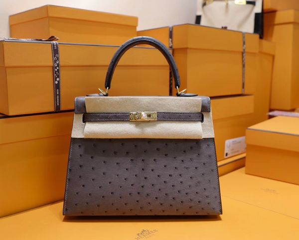 2021 new high qulity bags classic womens handbags ladies composite tote pu leather clutch shoulder bag female 25cm south african ostrich ski
2021 new high qulity bags classic womens handbags ladies composite tote pu leather clutch shoulder bag female 25cm south african ostrich ski