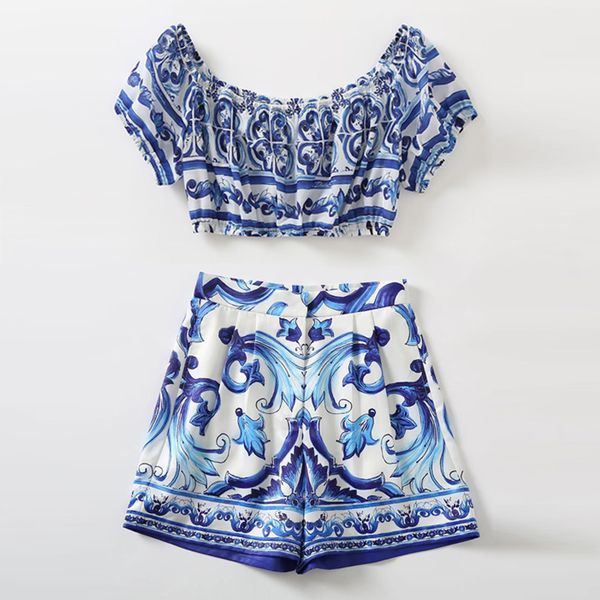 two piece pants blue white porcelain print slash-neck collar blouse shorts female designer 2022 twinset suit summer
two piece pants blue white porcelain print slash-neck collar blouse shorts female designer 2022 twinset suit summer