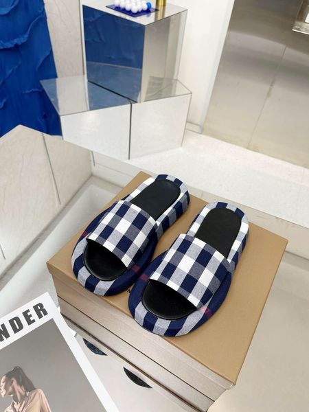 men women designer sandals designer shoes slide summer fashion wide flat slippery sandals slipper flip flop 0601, Black
men women designer sandals designer shoes slide summer fashion wide flat slippery sandals slipper flip flop 0601, Black