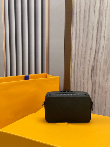 2022 new messenger voyage bag alpha wearable