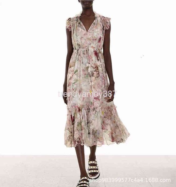 dresses z casual family elegant holiday style flower print v-neck long dress with suspender in shenzhen, Black;gray
dresses z casual family elegant holiday style flower print v-neck long dress with suspender in shenzhen, Black;gray