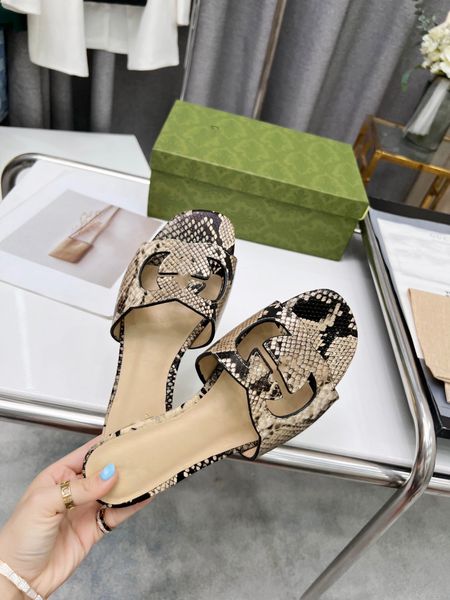 designer sandals men woman sandal black white resin pure ochre pattern bone slippers foam mens womens slide slipper slides slider sliders ru
designer sandals men woman sandal black white resin pure ochre pattern bone slippers foam mens womens slide slipper slides slider sliders ru
