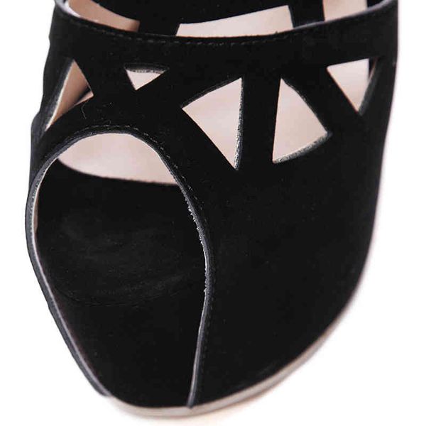 2016 roman style super beautiful 16cm high-heeled nightclub women's shoes are very fashionable. they are made in size 40 myuan116-20 ou, Black
2016 roman style super beautiful 16cm high-heeled nightclub women's shoes are very fashionable. they are made in size 40 myuan116-20 ou, Black