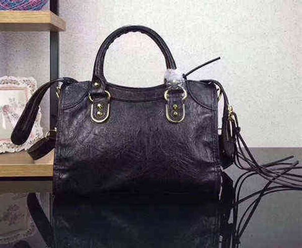 7a+classic vintage tassel chain city mini bags lady real leather handle shoulder bag studs rivet solid rivets medium motorcycle vintage bag
7a+classic vintage tassel chain city mini bags lady real leather handle shoulder bag studs rivet solid rivets medium motorcycle vintage bag