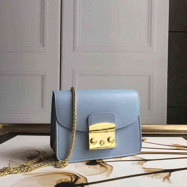 genuine leather handbags women golden chain bag luxury designer woman handbag fashion 100% cowhide shoulder bag
genuine leather handbags women golden chain bag luxury designer woman handbag fashion 100% cowhide shoulder bag