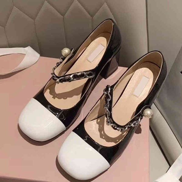 sandals mary jane shoes autumn french square toe high heels fairy style patent leather thick heel, Black
sandals mary jane shoes autumn french square toe high heels fairy style patent leather thick heel, Black