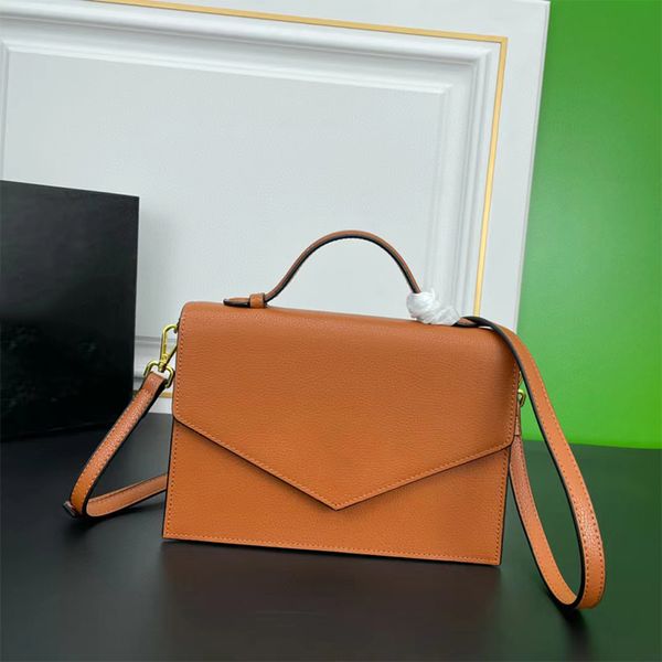 5a woc triangle bags women shoulder hand carry bag cross handbag wallet fashion real leather messenger tofu flap postman bags totes 26cm
5a woc triangle bags women shoulder hand carry bag cross handbag wallet fashion real leather messenger tofu flap postman bags totes 26cm