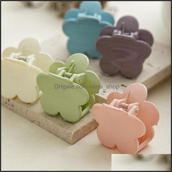 clamps hair jewelry small size flower shape edge claw clamp women pure color flowers plastic clips korea lady headdr dhuub, Slivery;golden
clamps hair jewelry small size flower shape edge claw clamp women pure color flowers plastic clips korea lady headdr dhuub, Slivery;golden