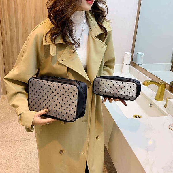 large capacity gauze cosmetic bag travel business wash bag portable carry on cosmetic storage bag 220625
large capacity gauze cosmetic bag travel business wash bag portable carry on cosmetic storage bag 220625