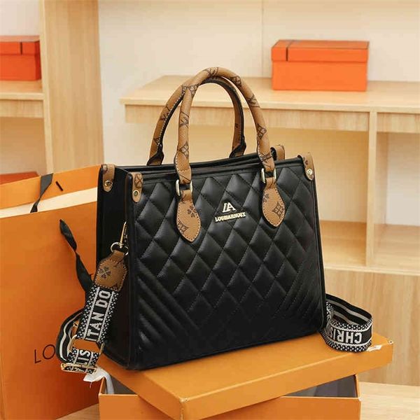 clearance 62% off female fashion embroidered thread single shoulder bag broadband handbag
clearance 62% off female fashion embroidered thread single shoulder bag broadband handbag