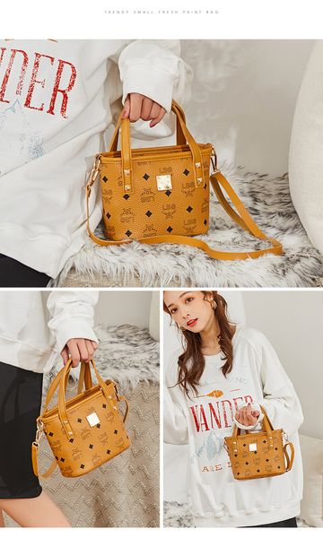 luxury designers handbag tote shoulder clutch bags crossbody shopping bag purses letters flowers floral one handle wallet backpack women han
luxury designers handbag tote shoulder clutch bags crossbody shopping bag purses letters flowers floral one handle wallet backpack women han
