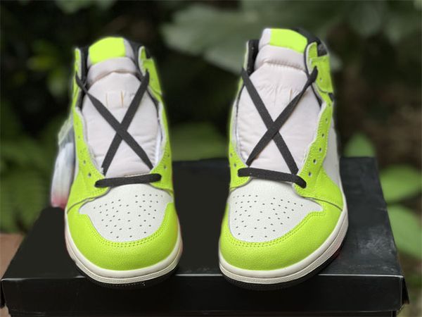 est authentic 1 high og volt basketball shoes black sail cracked leather sneakers athletic retro men women sports shoes with box
est authentic 1 high og volt basketball shoes black sail cracked leather sneakers athletic retro men women sports shoes with box
