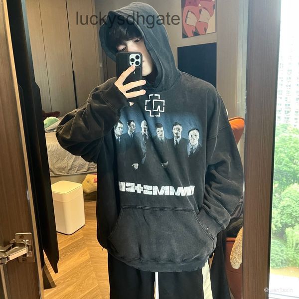designer brand hoodies ba lencia ga family b's 2022 autumn winter new couple's german chariot printed old broken edge water-based, Black
designer brand hoodies ba lencia ga family b's 2022 autumn winter new couple's german chariot printed old broken edge water-based, Black