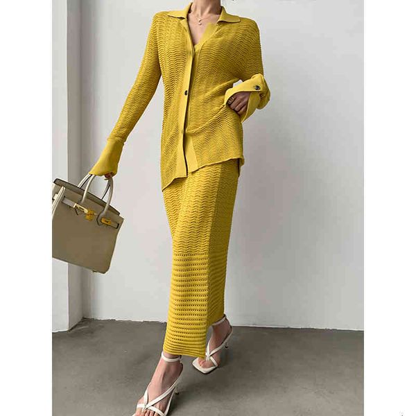 women's tracksuits 2022 spring temperament women's fashion suit long island xiangwu polo neck knitted cardigan half skirt two-piec, Gray
women's tracksuits 2022 spring temperament women's fashion suit long island xiangwu polo neck knitted cardigan half skirt two-piec, Gray