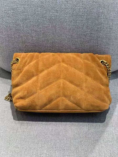 new orange color suede leather one shoulder bags first layer cowhide chains baguette double strap v lines cross body letter buckle
new orange color suede leather one shoulder bags first layer cowhide chains baguette double strap v lines cross body letter buckle
