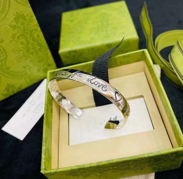 bracelets letter g luxury jewelry gold chain pendants hipping bijoux designer cci love fearless 925 silver couple bracelet flower bird tiger
bracelets letter g luxury jewelry gold chain pendants hipping bijoux designer cci love fearless 925 silver couple bracelet flower bird tiger