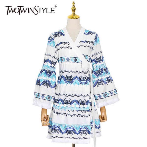 vintage print hit color spring dress for women v neck long sleeve high waist patchwork lace mini dresses female 210423, Black;gray
vintage print hit color spring dress for women v neck long sleeve high waist patchwork lace mini dresses female 210423, Black;gray