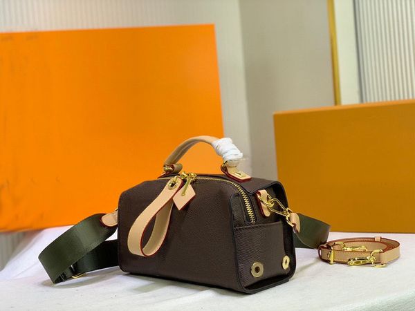 5a+ small square bag women luxury designers bags 2022 palm springs leather handbag classic fashion crossbody wallet purse pochette wholesale, Red;black
5a+ small square bag women luxury designers bags 2022 palm springs leather handbag classic fashion crossbody wallet purse pochette wholesale, Red;black