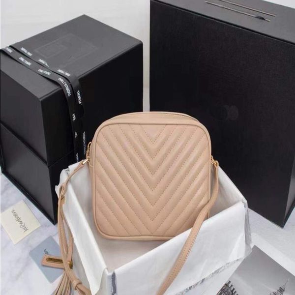 5a luxury designer shoulder women's cameras imported cowhide leather quality quilted high tassel cross one handbags camera lou bags dgl
5a luxury designer shoulder women's cameras imported cowhide leather quality quilted high tassel cross one handbags camera lou bags dgl