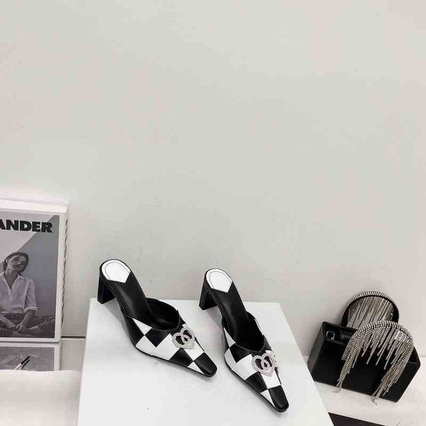 slippers women's leather winter shoes outdoor slippers square head high heels series, Black
slippers women's leather winter shoes outdoor slippers square head high heels series, Black