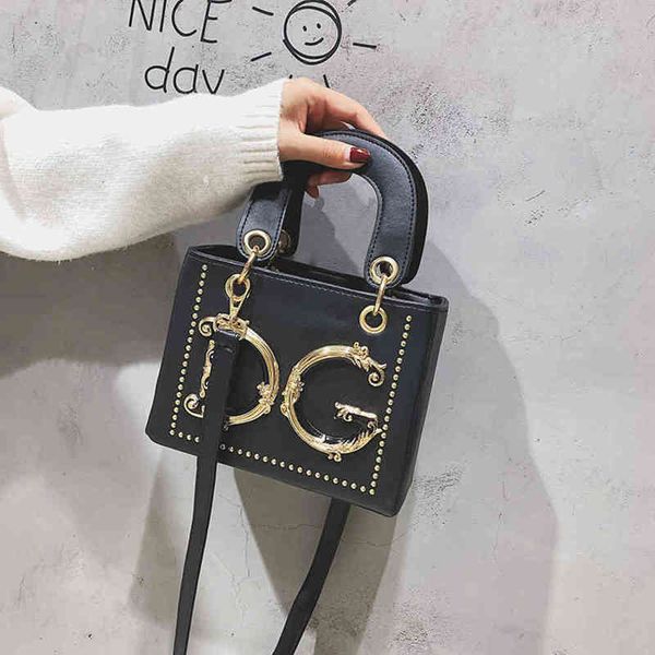 designer bags highest quality women's single shoulder letter hand texture bag messenger handbag wholesale
designer bags highest quality women's single shoulder letter hand texture bag messenger handbag wholesale