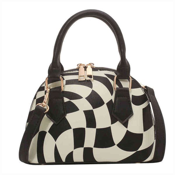evening bags handbags brand designer small pu leather crossbody for women 2022 simple fashion shoulder tote lady luxury purses 220507
evening bags handbags brand designer small pu leather crossbody for women 2022 simple fashion shoulder tote lady luxury purses 220507