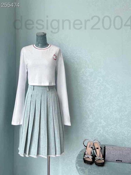 skirts designer spring and summer 2022 new letter embroidery raw edge decoration used washed jeans medium length pleated skirt 3755, Black
skirts designer spring and summer 2022 new letter embroidery raw edge decoration used washed jeans medium length pleated skirt 3755, Black