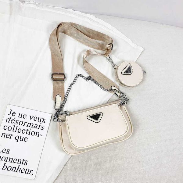 2022 brand designer 3-in-1 multi shoulder bag pochette purse chain strap messenger tote handbag circle round wallet clutch pouchette wristle
2022 brand designer 3-in-1 multi shoulder bag pochette purse chain strap messenger tote handbag circle round wallet clutch pouchette wristle