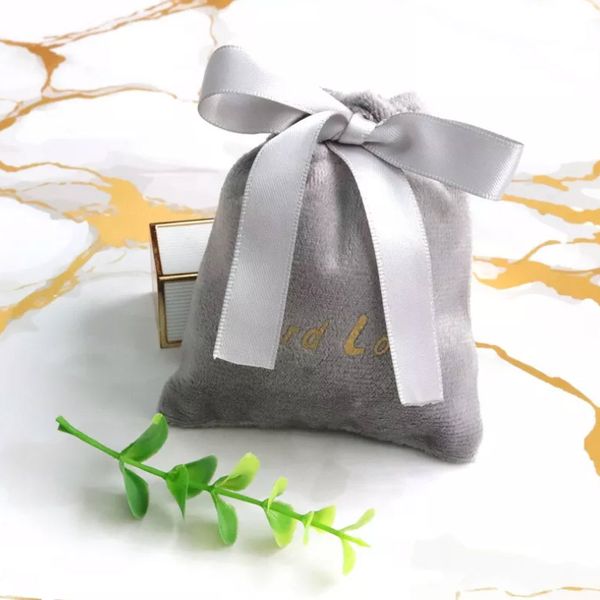 gray velvet gift bags 7x9cm 10x12cm 12x15cm 15x20cm pack 50 eyelashes makeup earring ring stud necklace jewelry packaging pouches party cand, Pink;blue
gray velvet gift bags 7x9cm 10x12cm 12x15cm 15x20cm pack 50 eyelashes makeup earring ring stud necklace jewelry packaging pouches party cand, Pink;blue