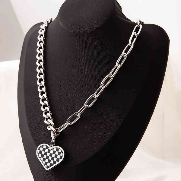 new love chsboard lattice titanium steel necklace women's korean version ins style cuban chain net red fashion peach heart sweater chai, Silver
new love chsboard lattice titanium steel necklace women's korean version ins style cuban chain net red fashion peach heart sweater chai, Silver