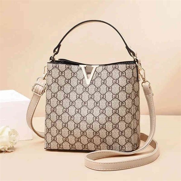 68% off new korean version fashion leisure portable women's bag versatile ins single shoulder messenger bucket bag
68% off new korean version fashion leisure portable women's bag versatile ins single shoulder messenger bucket bag