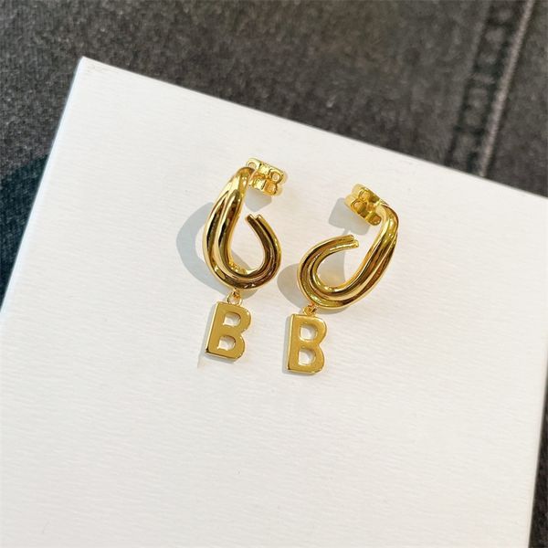 designer b metal j earrings female plain ring earrings hoop earrings paris highend luxury hoop gold, Golden;silver
designer b metal j earrings female plain ring earrings hoop earrings paris highend luxury hoop gold, Golden;silver