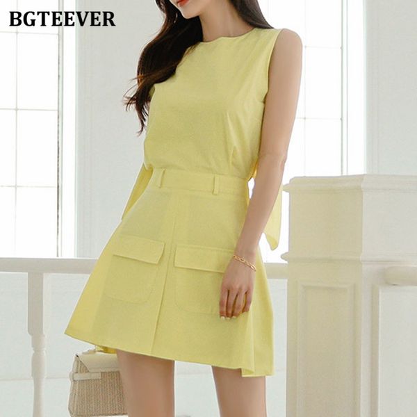 elegant sleeveless women mini dress o-neck pockets slim waist ladies vestidos 2021 summer casual female a-line dresses, Black;gray
elegant sleeveless women mini dress o-neck pockets slim waist ladies vestidos 2021 summer casual female a-line dresses, Black;gray