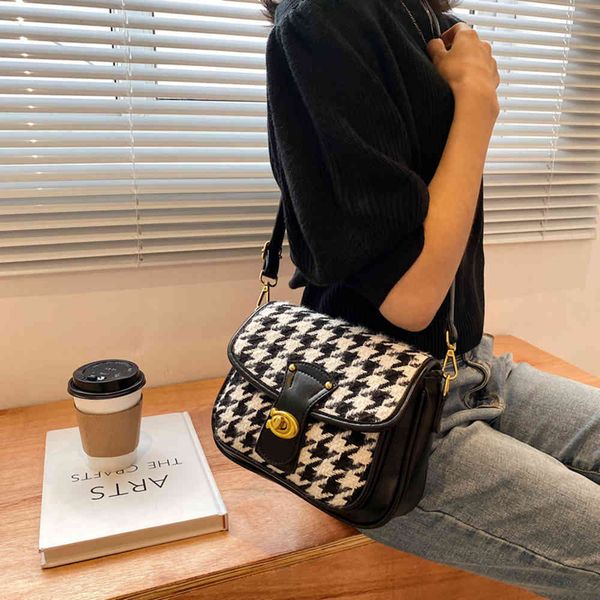 luxury designer handbag women shoulder bags texture small female bag lattice straps casual crossbody ladies leather underarm bags
luxury designer handbag women shoulder bags texture small female bag lattice straps casual crossbody ladies leather underarm bags