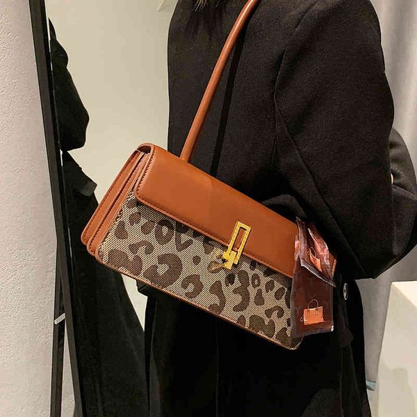 super new single shoulder underarm high sense small 2022 luxury brand fashion design versatile ladies bags
super new single shoulder underarm high sense small 2022 luxury brand fashion design versatile ladies bags