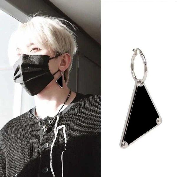 charm fashion mens women earrings luxurys designers stud earring sterling silver vintage womens jewelry wedding party ornaments for lady, Golden
charm fashion mens women earrings luxurys designers stud earring sterling silver vintage womens jewelry wedding party ornaments for lady, Golden