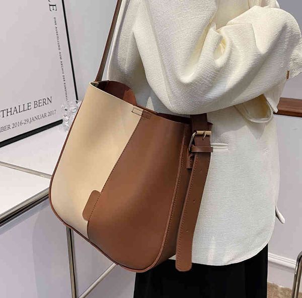 ladies fashion personality trend new brand bag wholesale large capacity female 2022 summer popular commuting shoulder texture style bucket
ladies fashion personality trend new brand bag wholesale large capacity female 2022 summer popular commuting shoulder texture style bucket