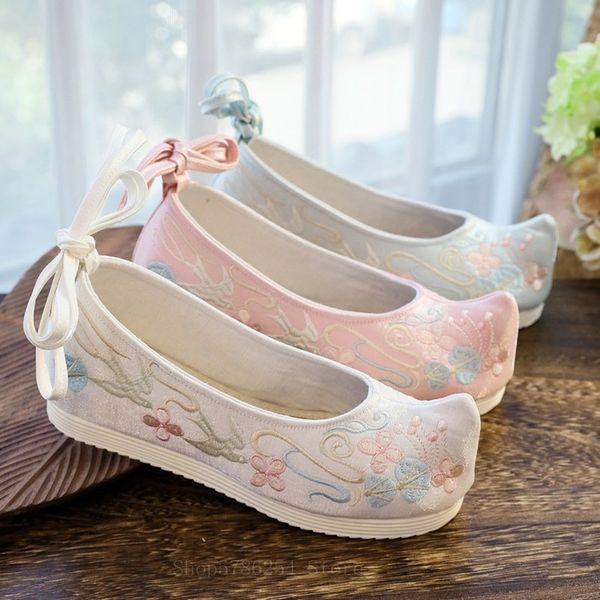 ancient chinese traditional hanfu shoes dance performance embroidery canvas flat shoes oriental women wedding ankle strap, Black
ancient chinese traditional hanfu shoes dance performance embroidery canvas flat shoes oriental women wedding ankle strap, Black