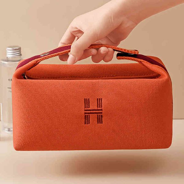 wallets bags cosmetic women's portable large capacity 2022 super fire ins travel washing storage, Red;black
wallets bags cosmetic women's portable large capacity 2022 super fire ins travel washing storage, Red;black