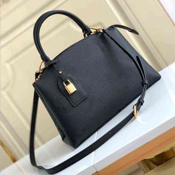 genuine leather bag women fashion handbags designers embossing shoulder messenger bags purse female classic handbag tote satchel 3naj
genuine leather bag women fashion handbags designers embossing shoulder messenger bags purse female classic handbag tote satchel 3naj