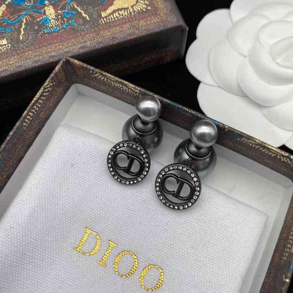 women's fashion personality trend new brand earrings wholesale home di black pearl female diamond ring edge simple temperament, Silver
women's fashion personality trend new brand earrings wholesale home di black pearl female diamond ring edge simple temperament, Silver